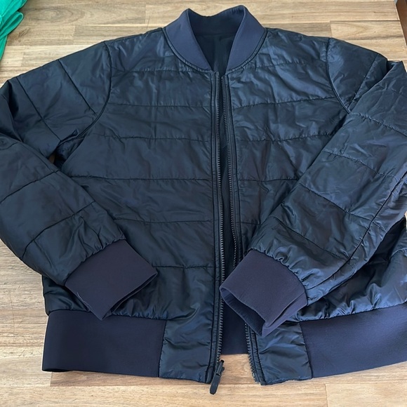 LULULEMON ATHLETICA ⭐️ non-stop reversible bomber jacket - Picture 4 of 10